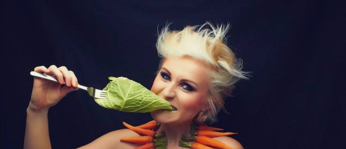 PŘEDNÁŠKA O VÝŽIVĚ MLADISTVÝCH + VÁŽENÍ NA VÁZE IN BODY