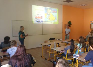 Obrázek k aktualitě Odborné přednášky ve škole - září 2018