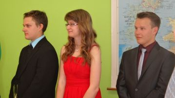 Fotografie pedvn-maturitnho-vysvden-20150611-163787_original.jpg